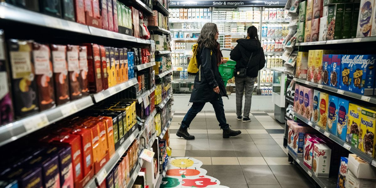 Dyster detaljhandel öppnar för nya räntesänkningar