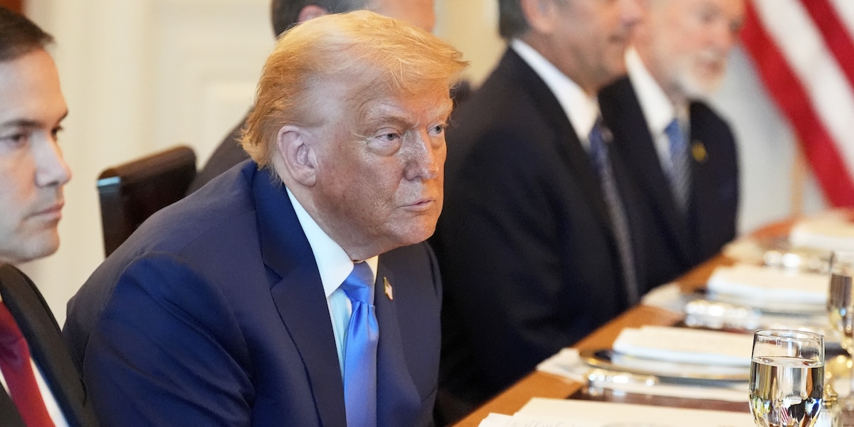 Trump lovade 90 avtal på 90 dagar – nu höjer han insatserna
