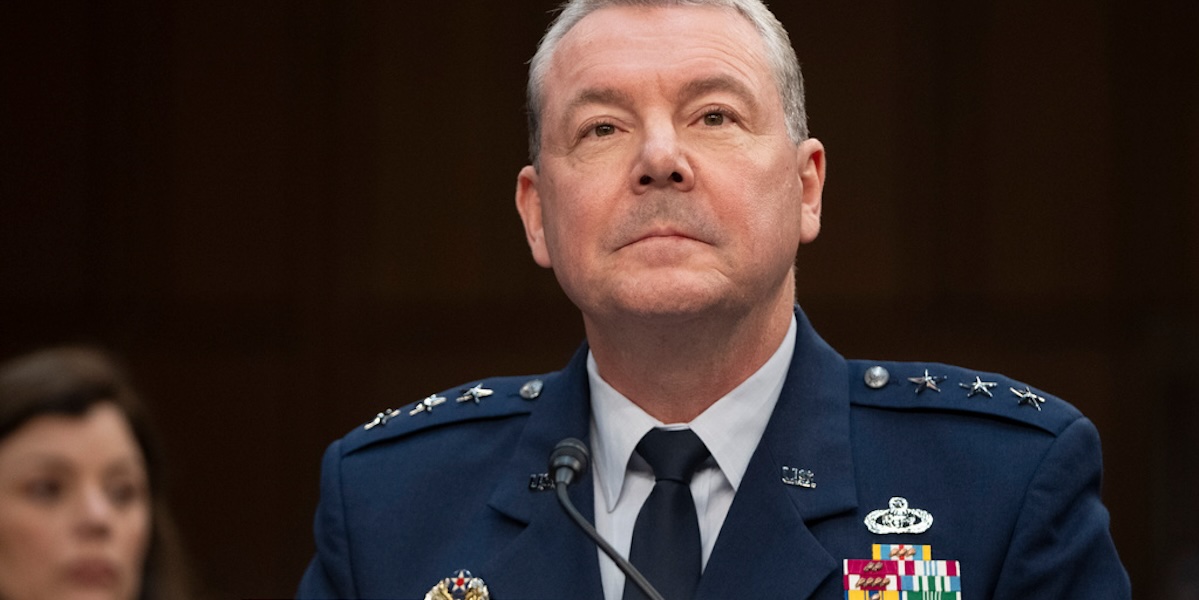 Toppchef sparkas – gick emot Trump i rapport