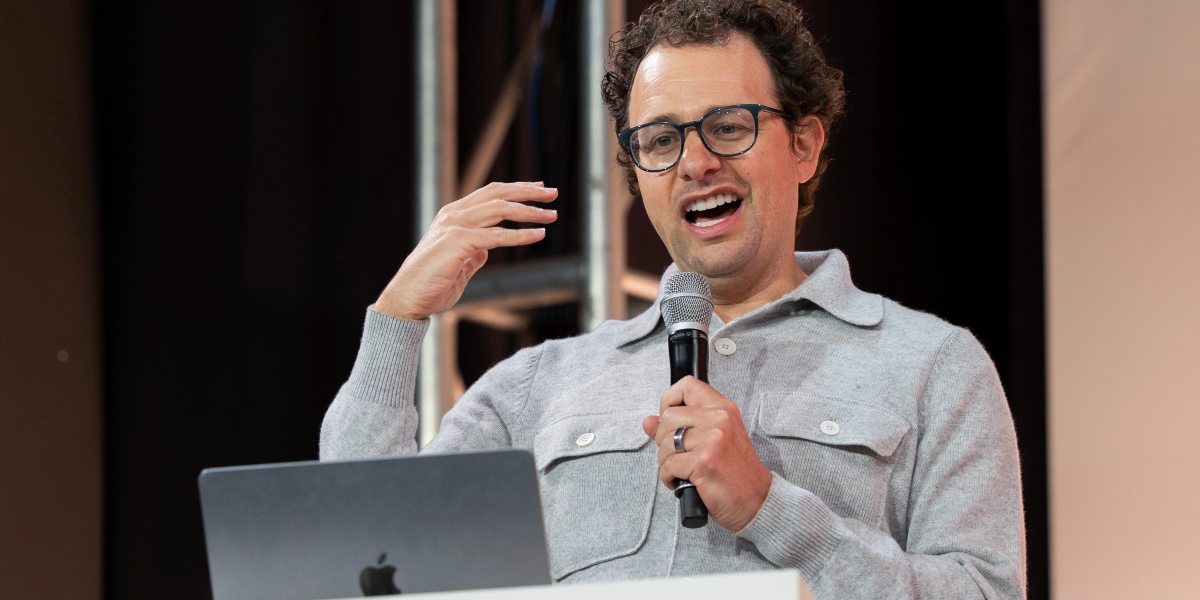 AI-jätten tänker om efter fiasko – satsar på människor