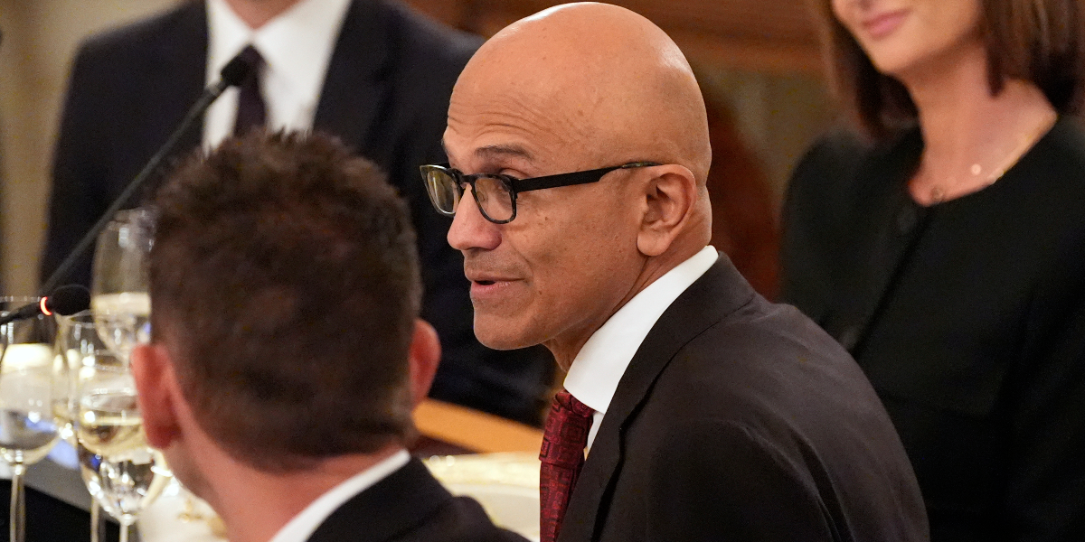 ChatGPT håller inte måttet – Microsoft tar in rivalen