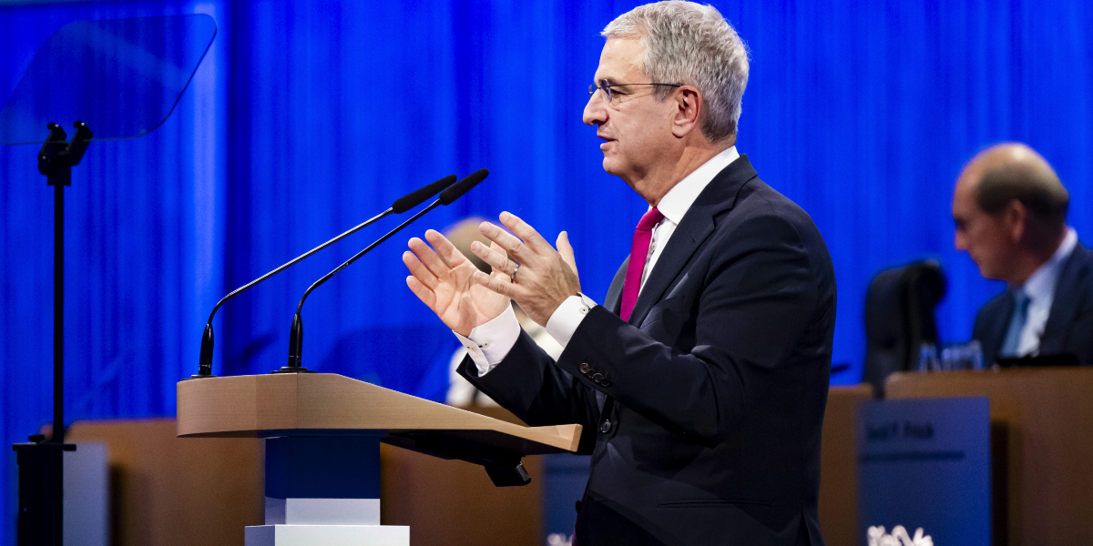 Nestlés vd sparkas efter olämpligt förhållande