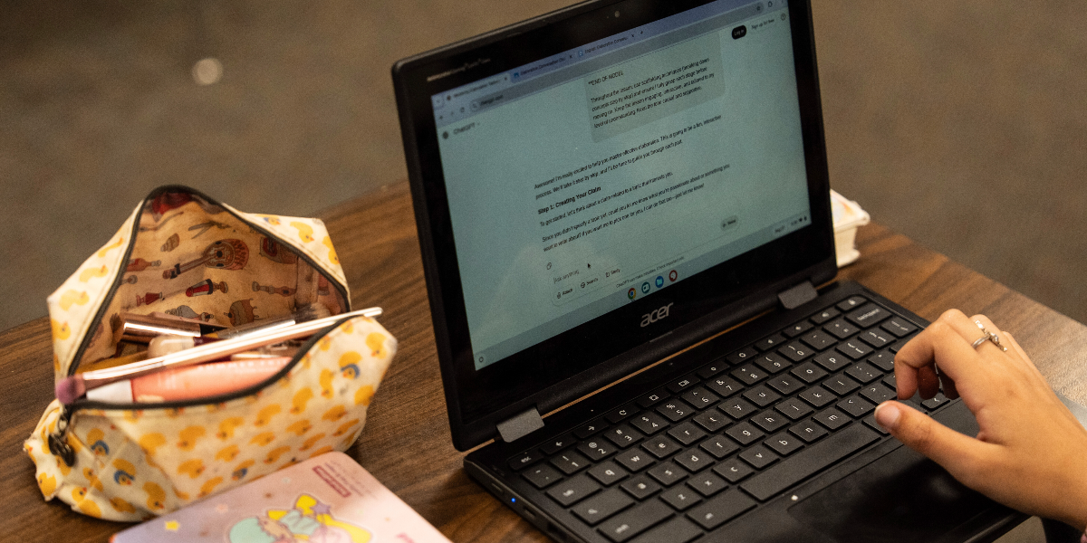 Män och kvinnor använder ChatGPT på olika sätt