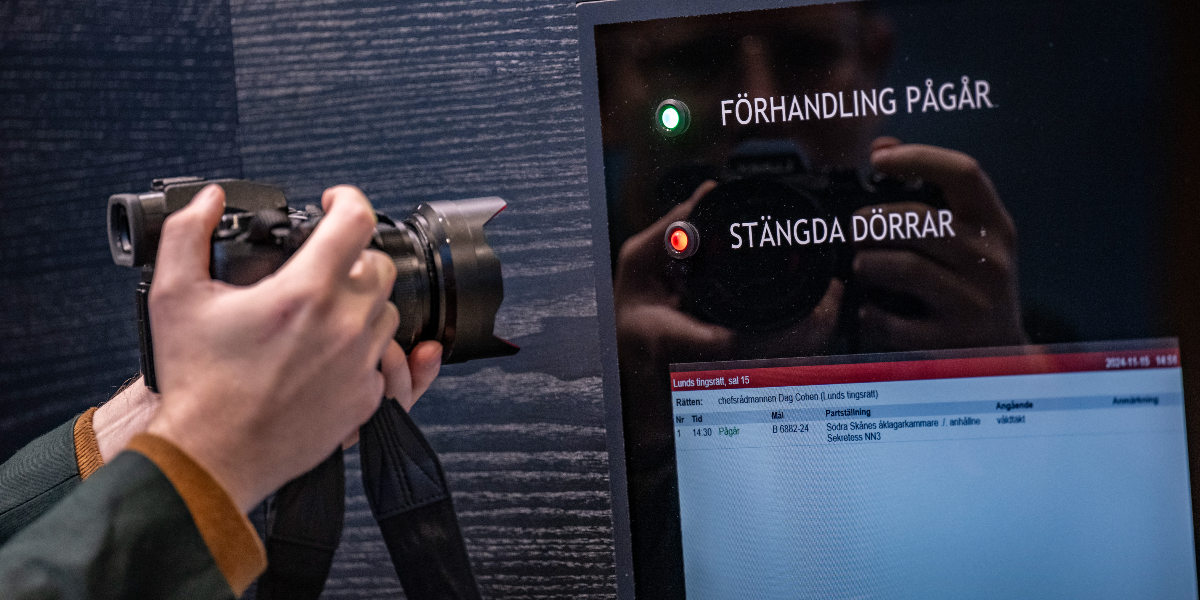 Profilerad försvarsadvokat åtalas för skenavtal