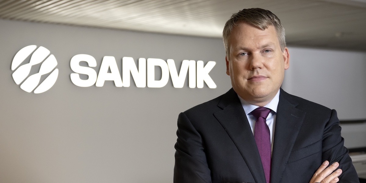 Sandvik rapportlyfter – rider på gruvvåg