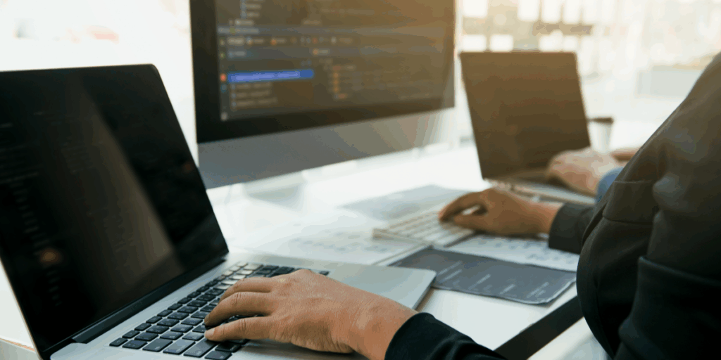 Slipp sitta och koda och låt Flint göra allt utan din inblandning. (Foto: Canva)