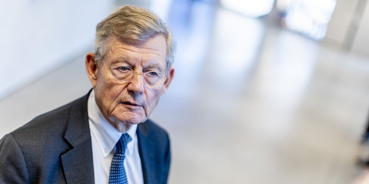 Wallenberg: 100 000 kronor mer per familj – eller stagnation