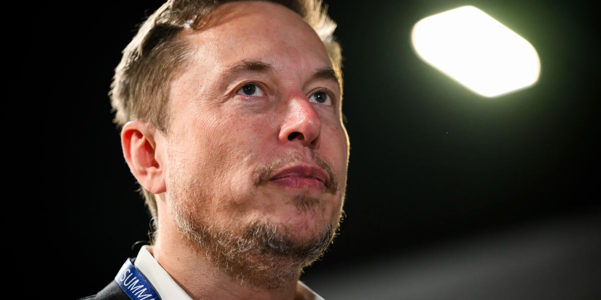 Musks AI höjde honom till skyarna – inlägg raderades