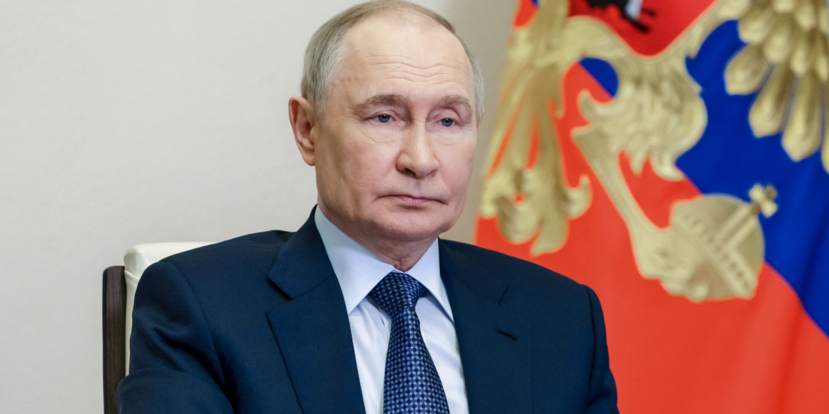 Rysslands krigskassa blöder – oljeintäkterna störtar