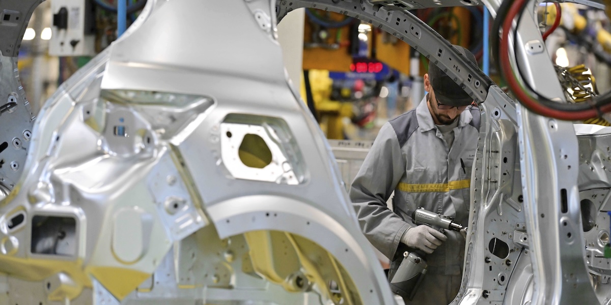 Känt bilmärke återkallar 90 000 bilar efter allvarlig upptäckt